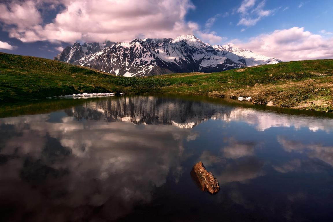 Гора Ушба - интерьерная фотокартина