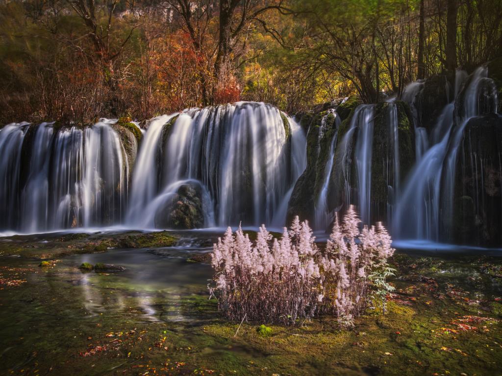 Водопады Ноурилан - интерьерная фотокартина