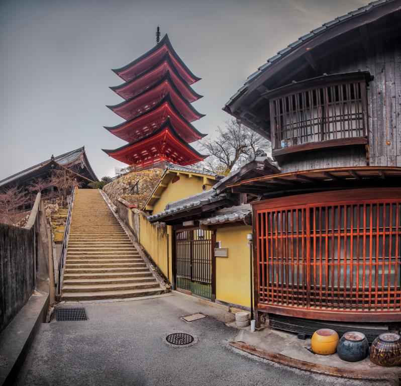 Пятиэтажная  пагода - интерьерная фотокартина