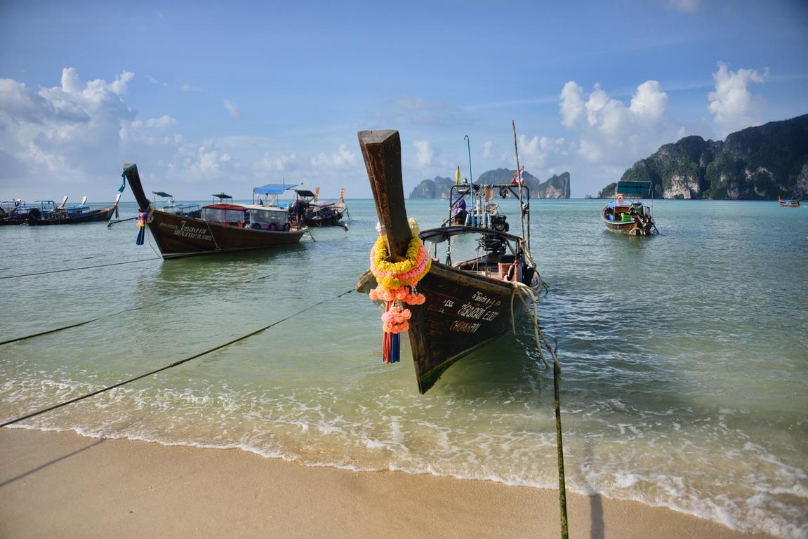 Традиционная тайская лодка - интерьерная фотокартина