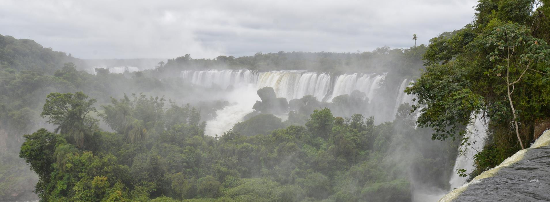 Фотокартина Панорама водопада Игуасу