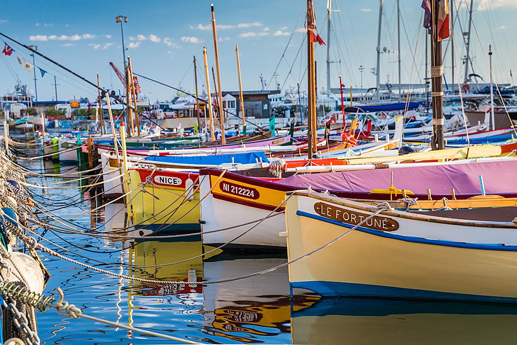 Лодки в порту Ниццы - интерьерная фотокартина