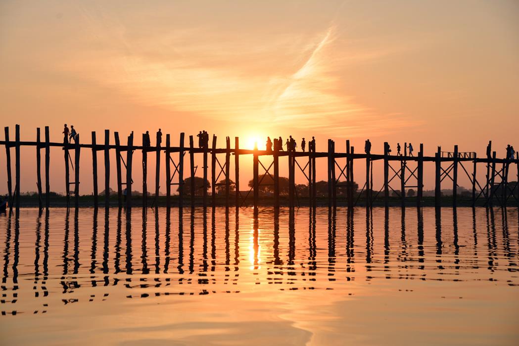 Фотокартина Самый длинный деревянный мост 2