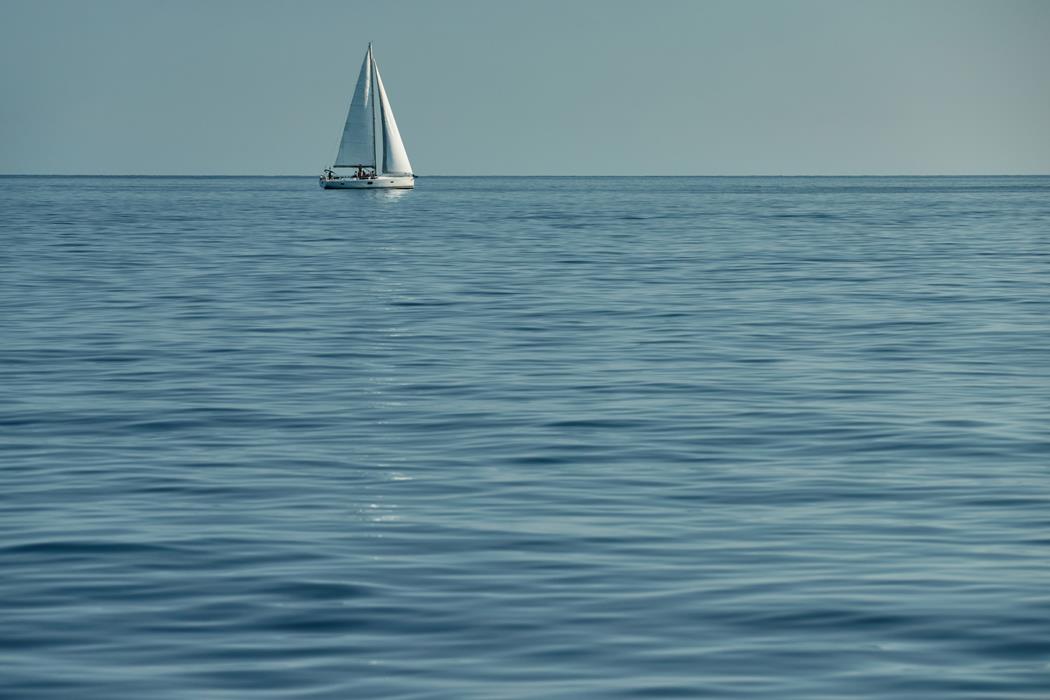 SAILING on the SEA 18 - интерьерная фотокартина
