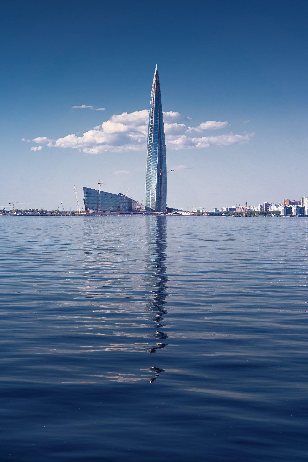 Лахта Центр - интерьерная фотокартина